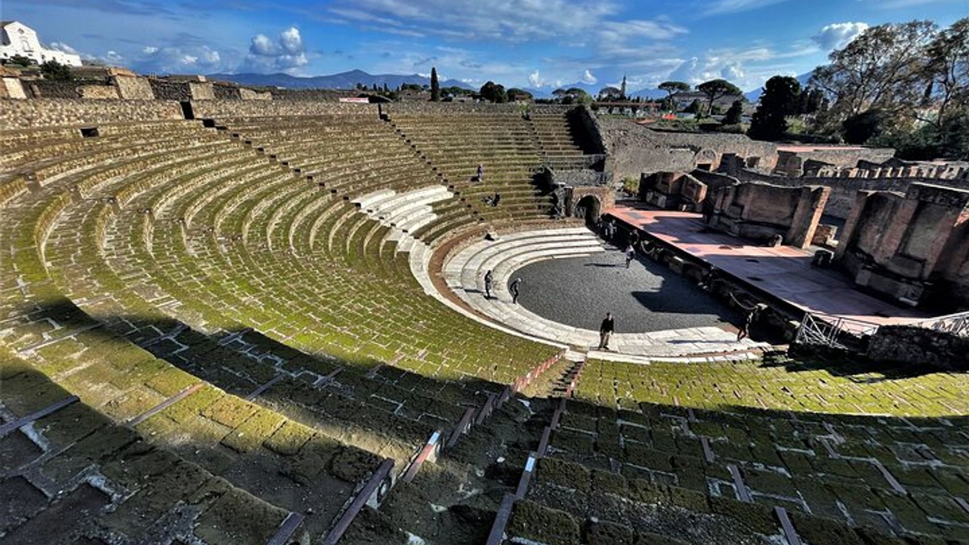 Pompeii: Small-Group Guided Tour From Naples