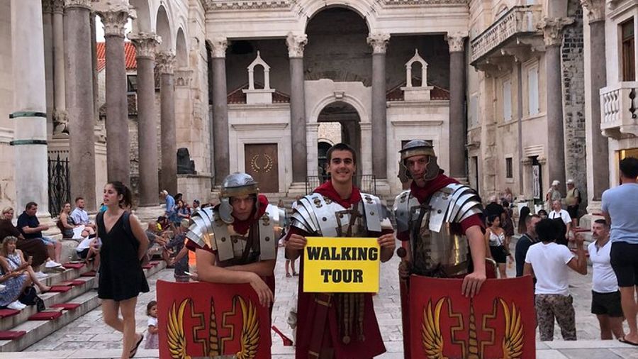 Split Small-Group Walking Tour with Diocletian’s Palace