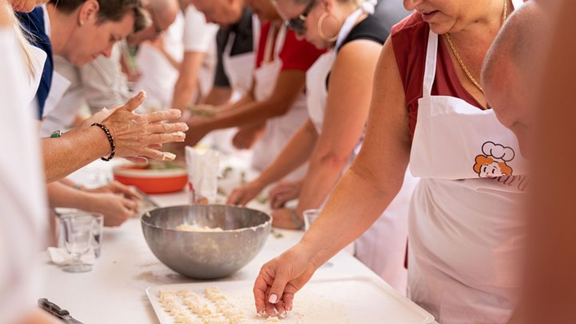 Private pasta-making class at a Cesarina's home with tasting in Padua