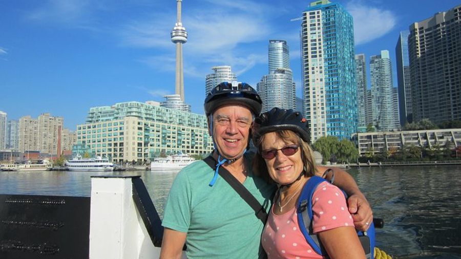 Toronto Islands Morning Small-Group Bike Tour With Guide Ferry