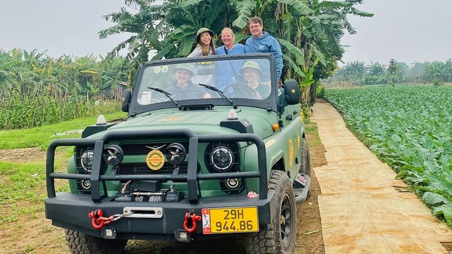 Hanoi Food and Culture Tour by Army Jeep