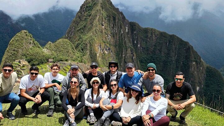 Sacred Valley VIP and Machu Picchu 2D1N