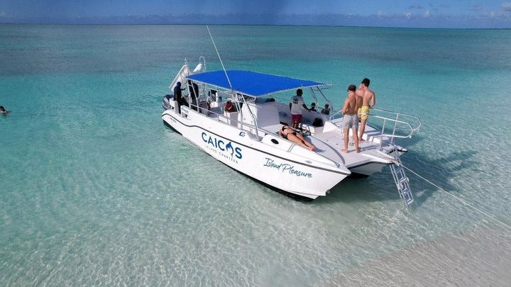 Half Day Private Boat Tour in Caicos Island