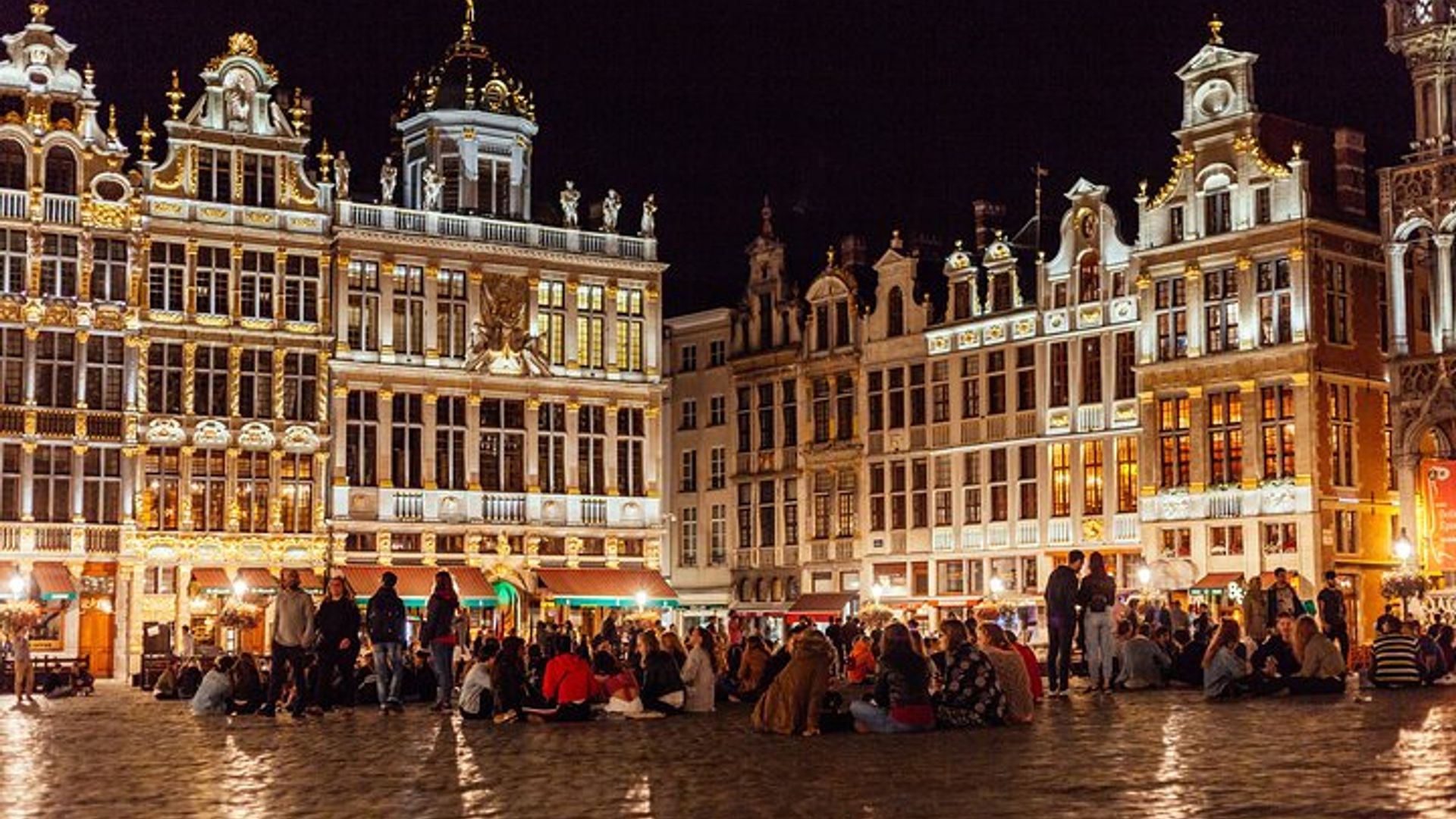 Brussels Private Custom Highlights & Hidden Gems Walking Tour