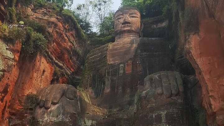 Giant Buddha & Hidden Tea Village Day Trip from Chengdu