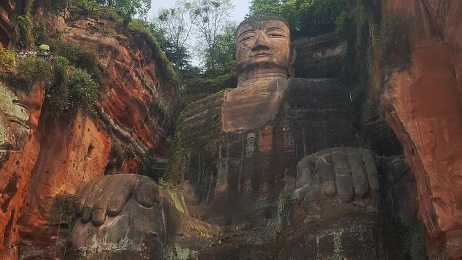 Giant Buddha & Hidden Tea Village Day Trip from Chengdu