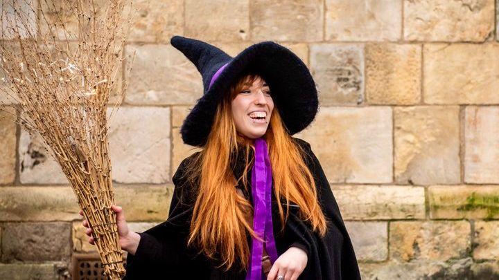 York Historical and Witch-Themed Walking Tour With Witch Guide