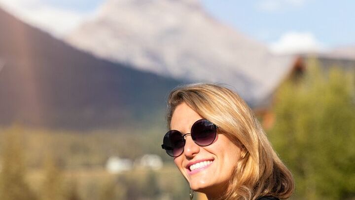 Lake Louise, Moraine Lake, Banff Tour from Calgary/Canmore/Banff