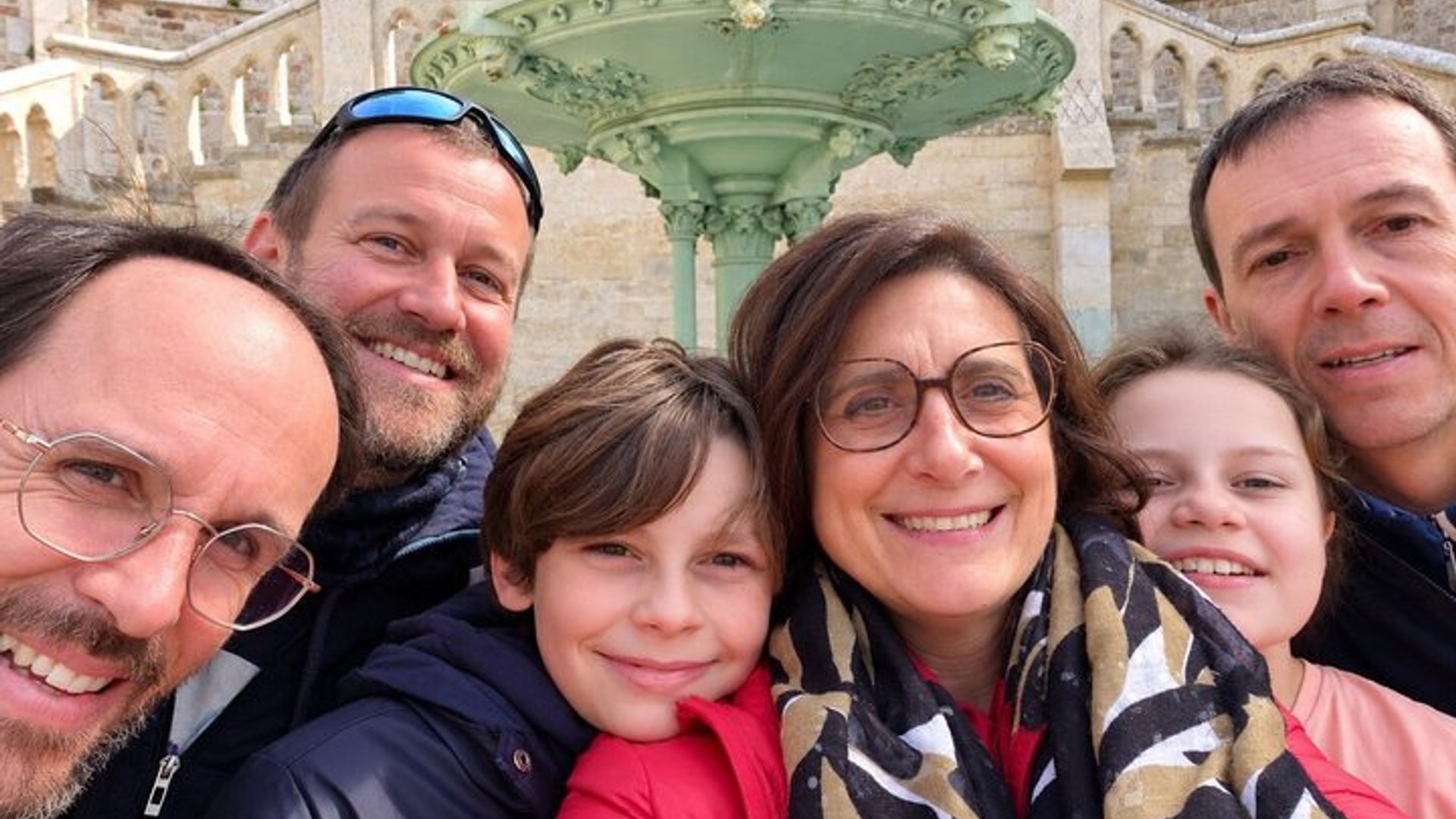 Le Mans Self-Guided Walking Tour With Sightseeing App Game
