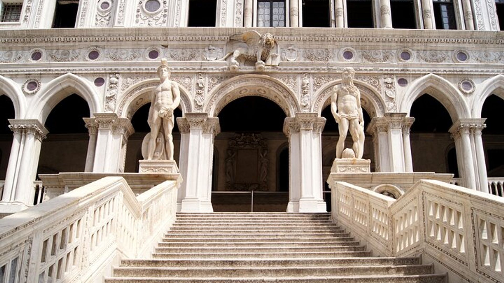 Venice: Doge's Palace Skip-the-Line Entry and Tour