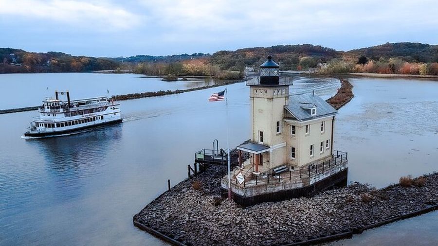 Hudson River Sightseeing Cruise from Kingston