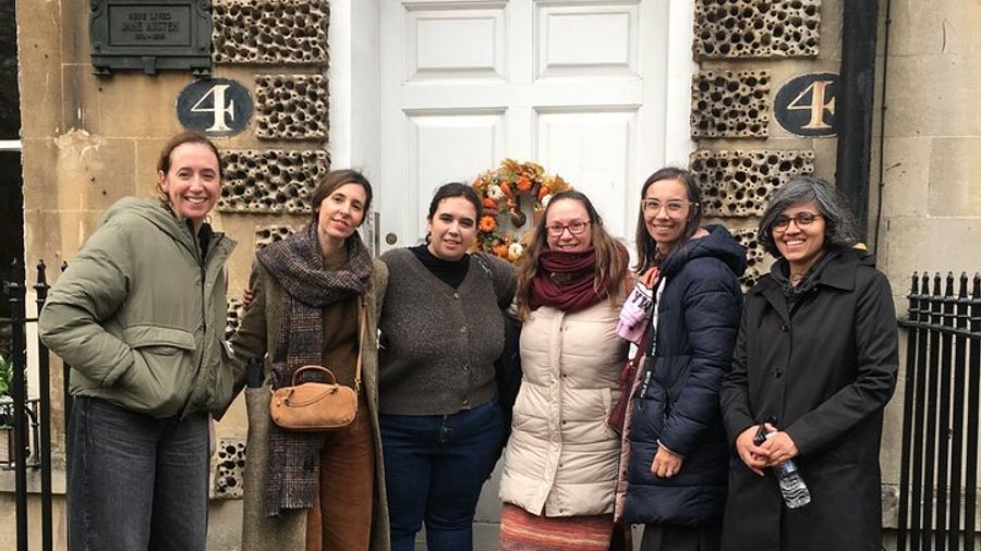 Bath: Jane Austin and City History Small-Group Walking Tour