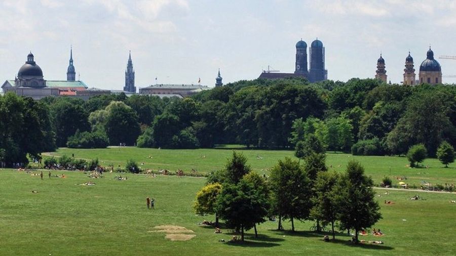Munich City Highlights Guided Bike Tour With Beer Garden Visit