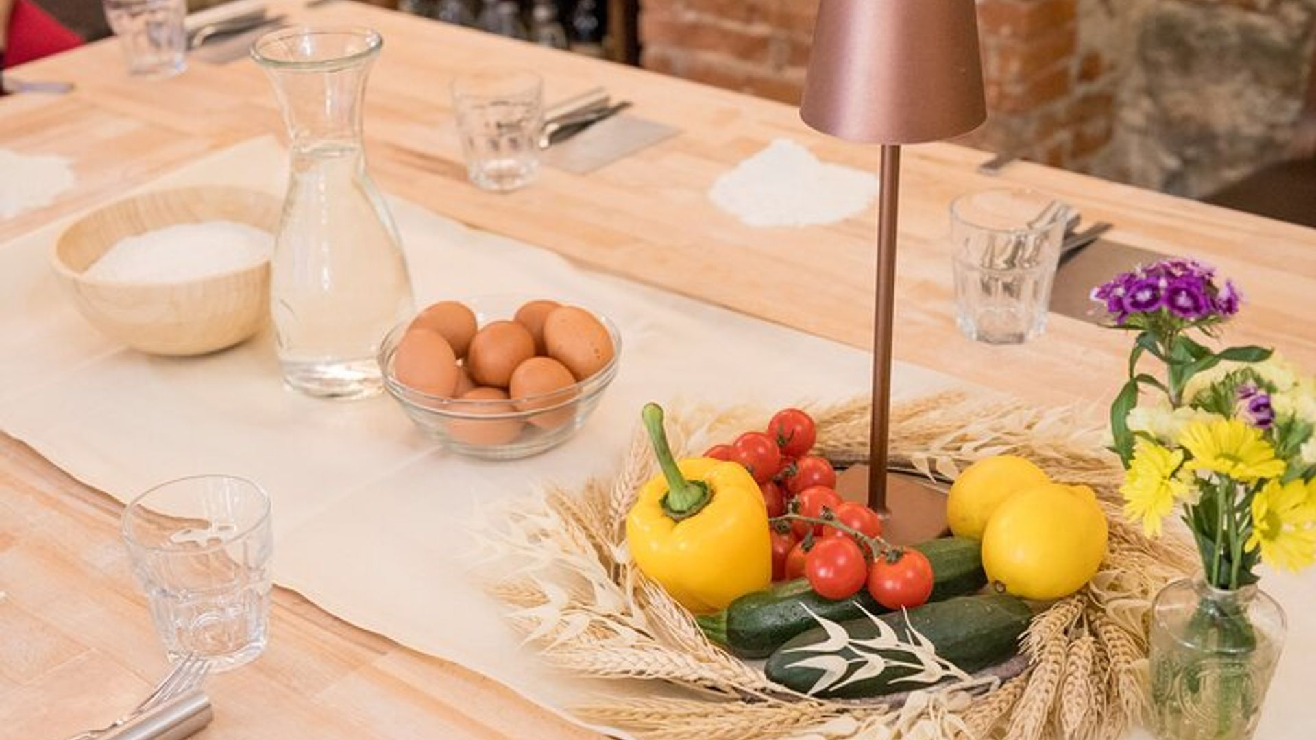 Florence: PRIVATE Family Cooking Class & Wine and Soft Drinks