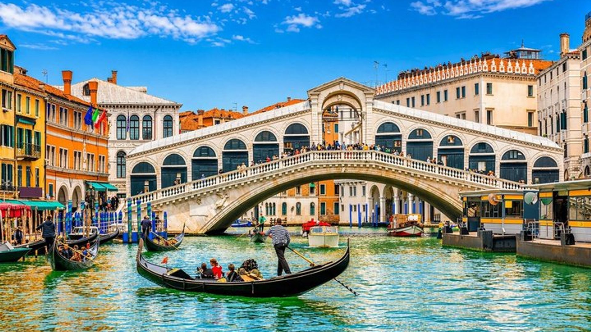 Venice Grand Canal Gondola Ride with commentary