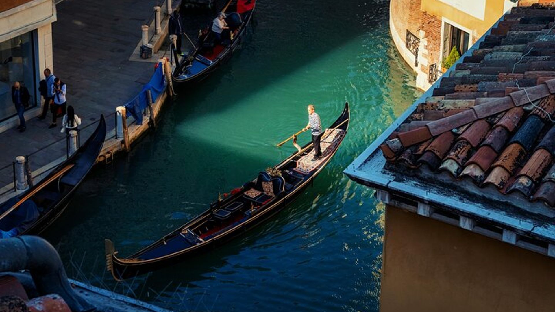 Small-Group Gondola Experience in the Venice Grand Canal