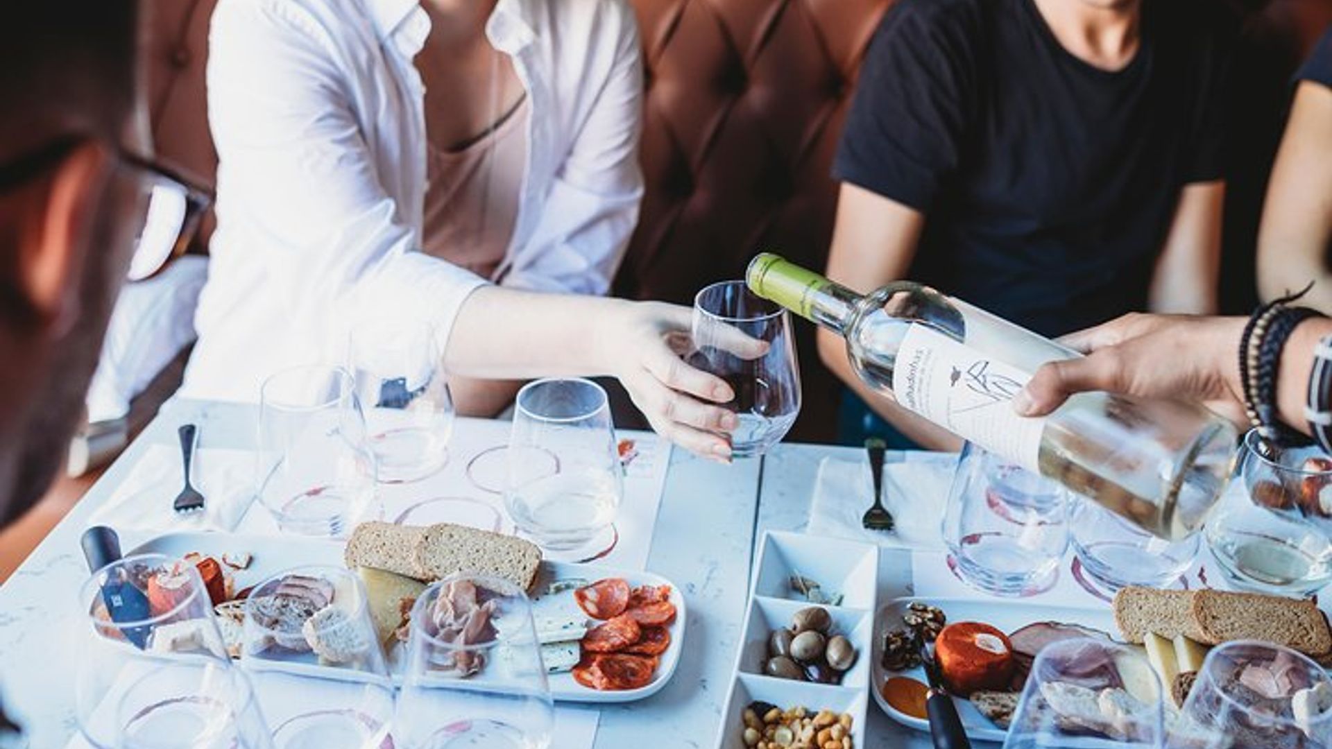 Lissabon Kleine Gruppe Weinprobe leichtes Mittagessen