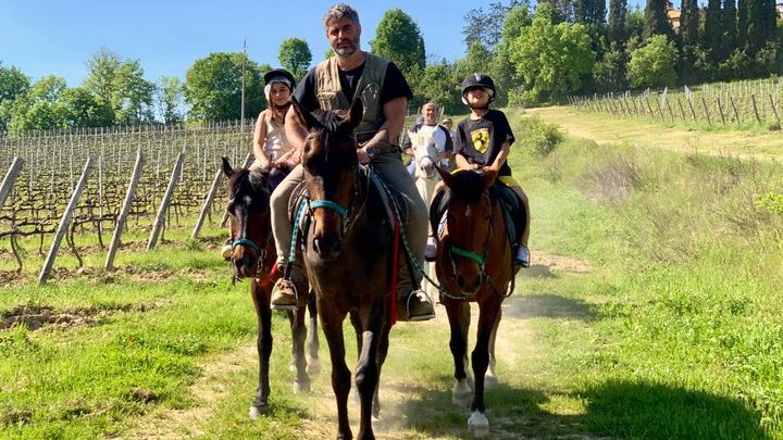 Tuscany Horseback Riding & Wine Tour Small Group Experience