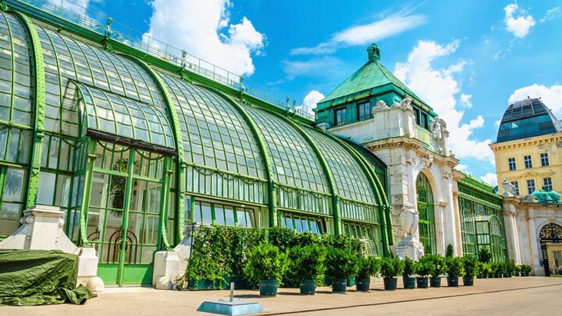 Palácio Hofburg de Viena: Ingresso Sem Fila para o Museu Sisi e Tour pelos Jardins
