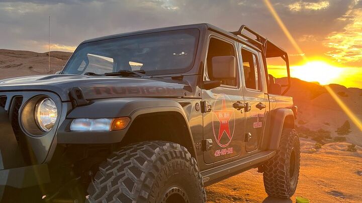 Private Off-Road Four-Wheel Drive Tour of Moab Desert