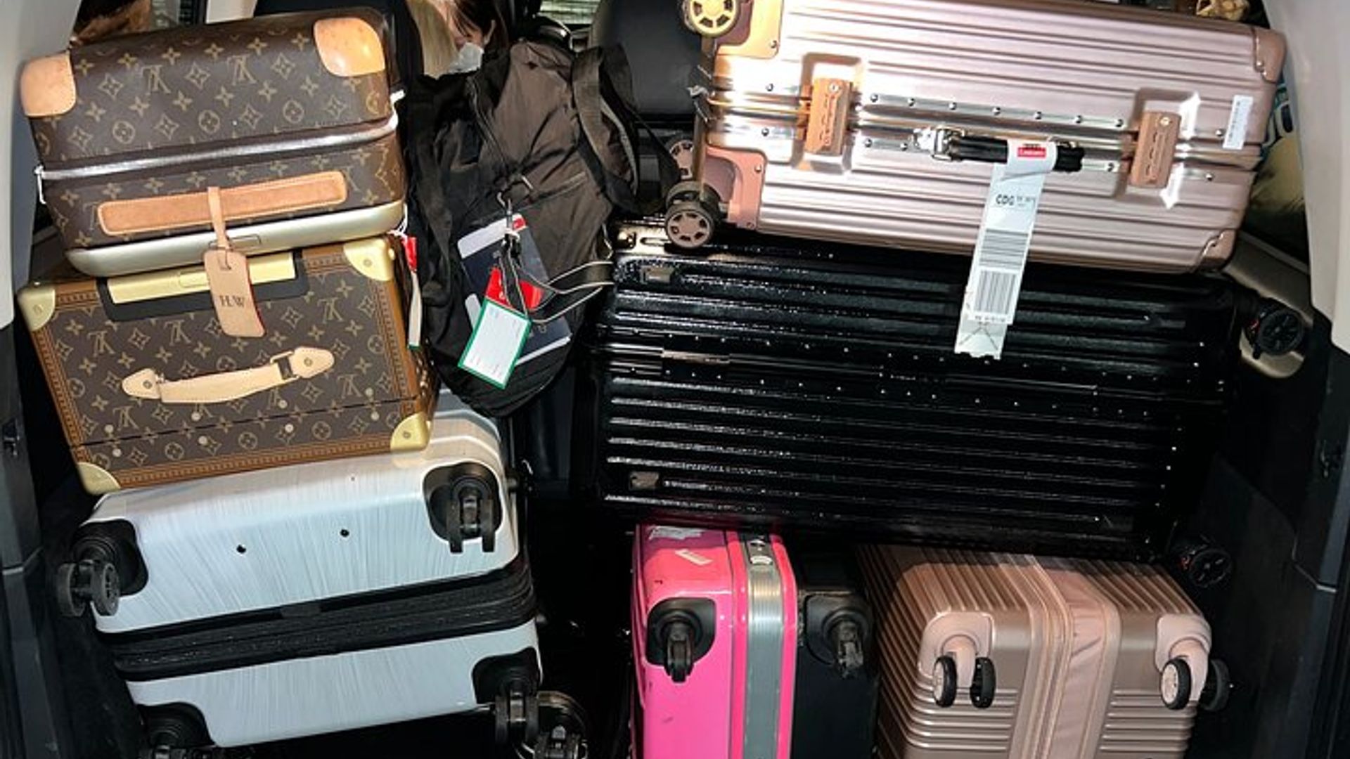 Privater Transfer von Paris nach CDG oder Orly mit Luxus-Upgrade