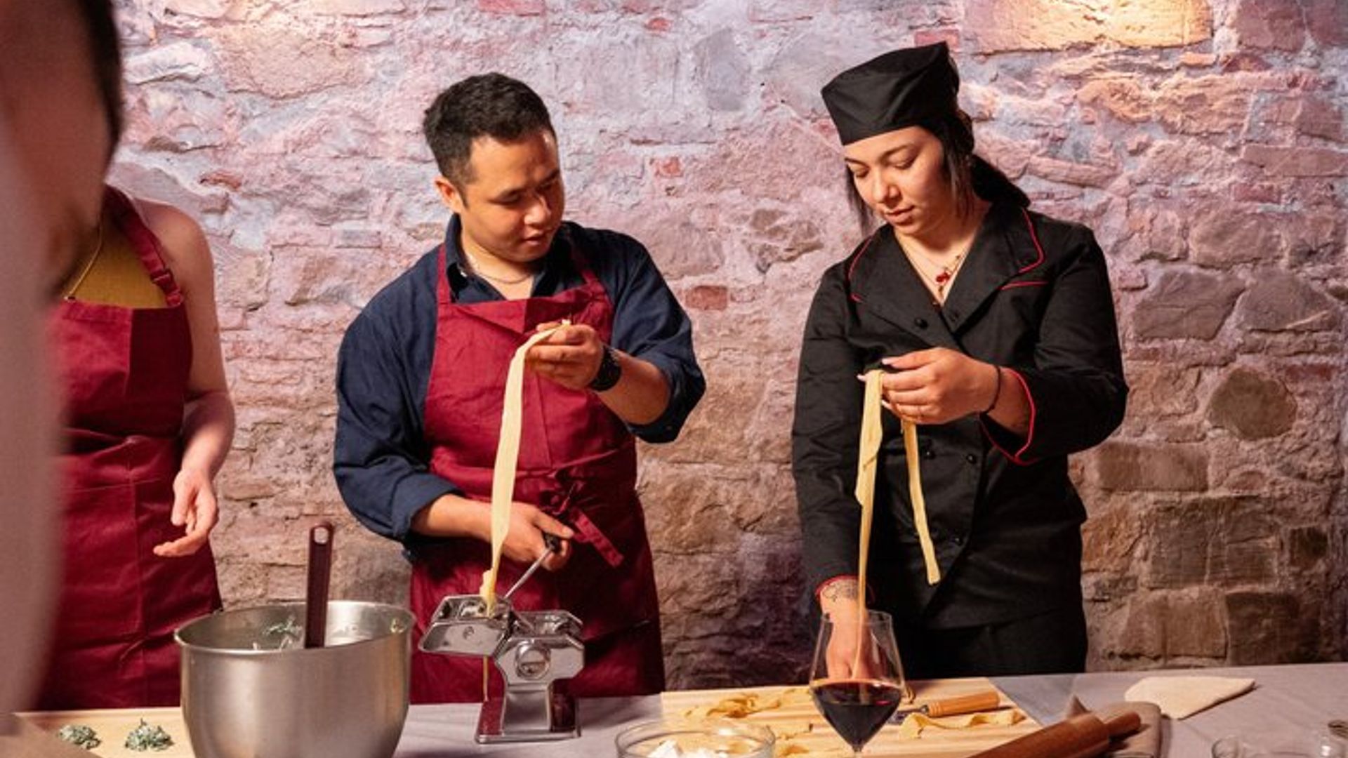 Florence Course of fresh pasta and tiramisu with unlimited wine