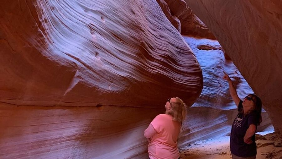 Kanab Peek-A-Boo Slot Canyon Small-Group UTV and Sandboarding
