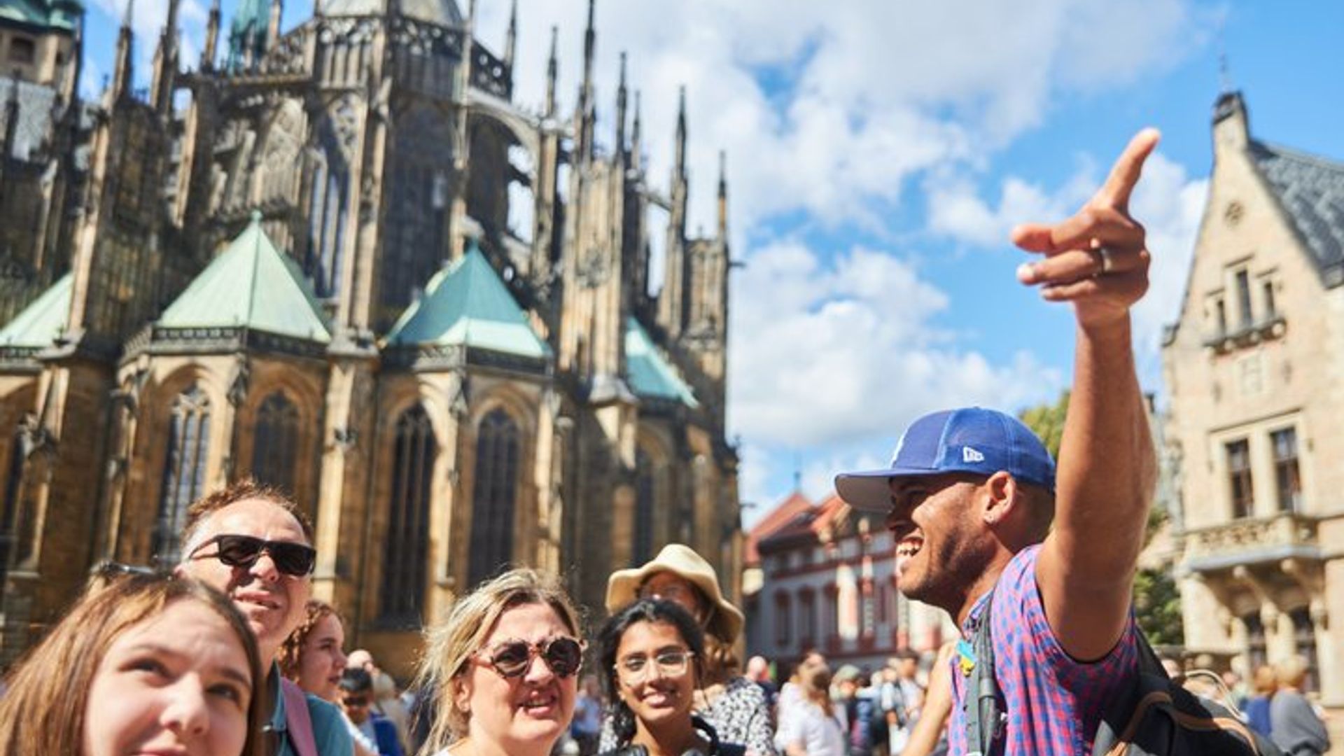 Prague Castle and District Walking Tour With Ticket Add-On