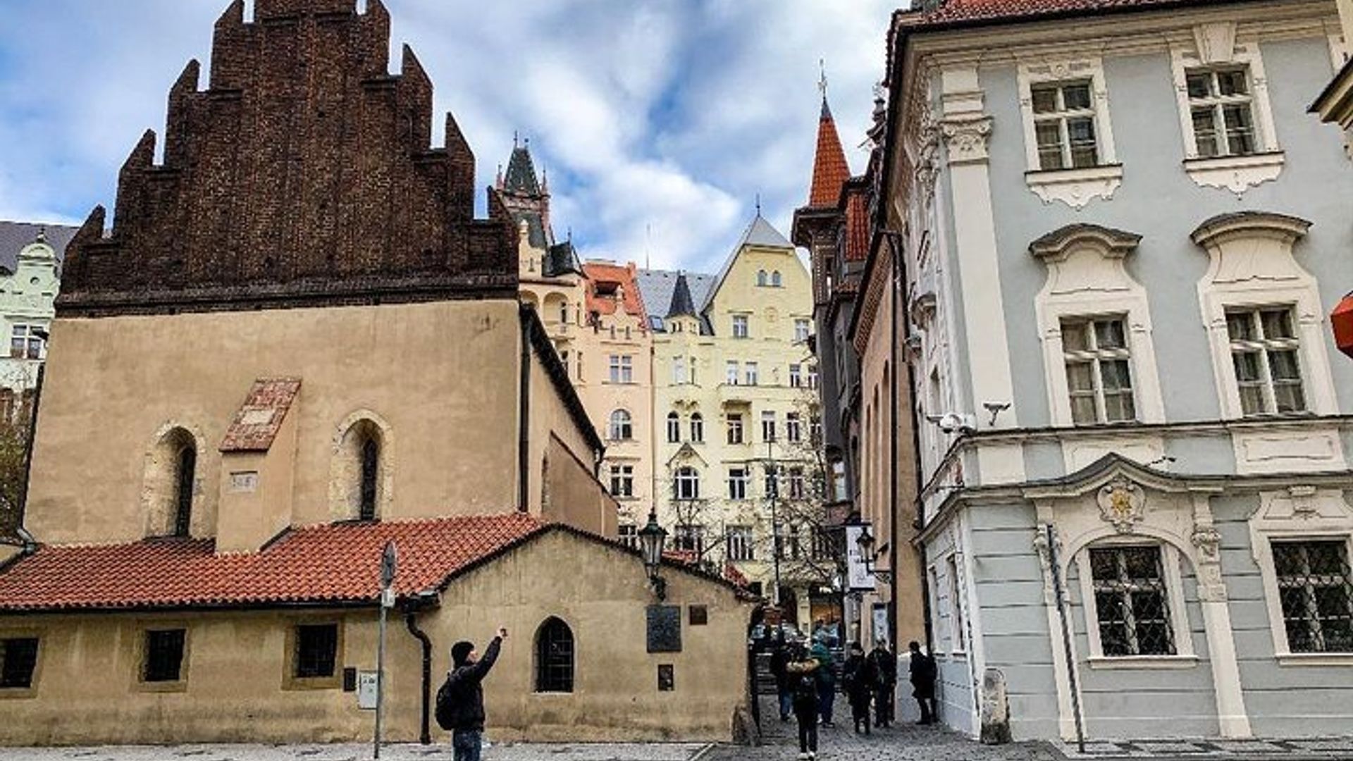 Prague TOP Sights Tour: Old Town, Jewish Quarter & Charles Bridge