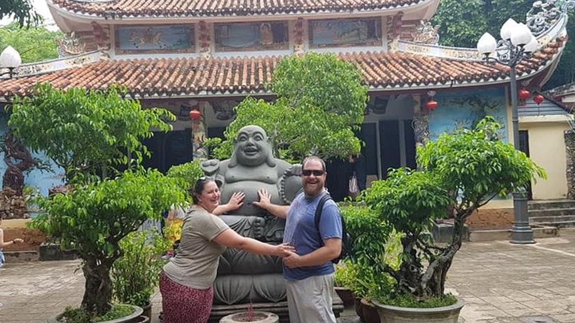 Private Tour MARMOR MOUNTAIN-Caves &HOI AN Ancient Town-BoatRide