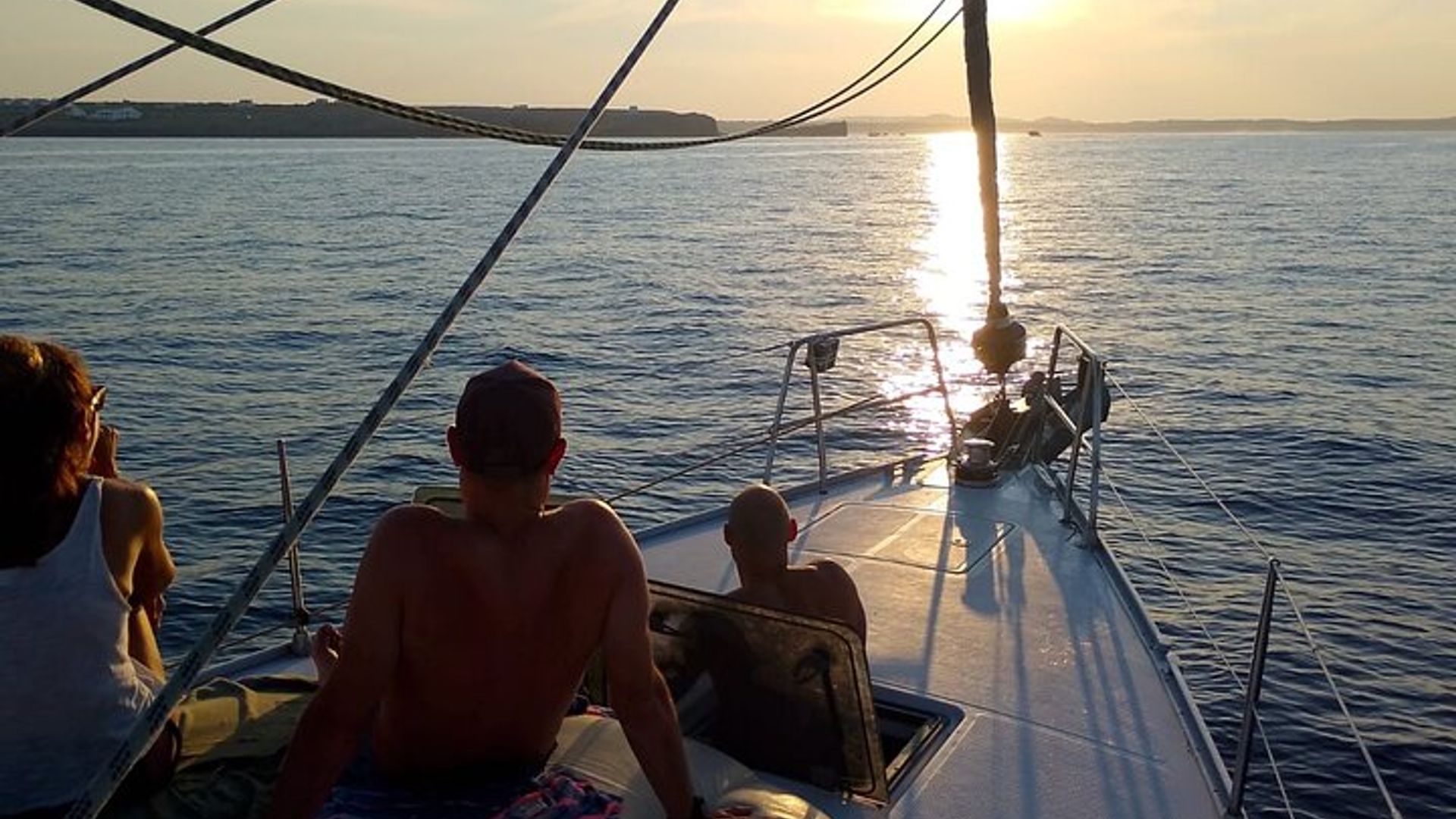 Sunset shared Sailing Excursion in Barcelona