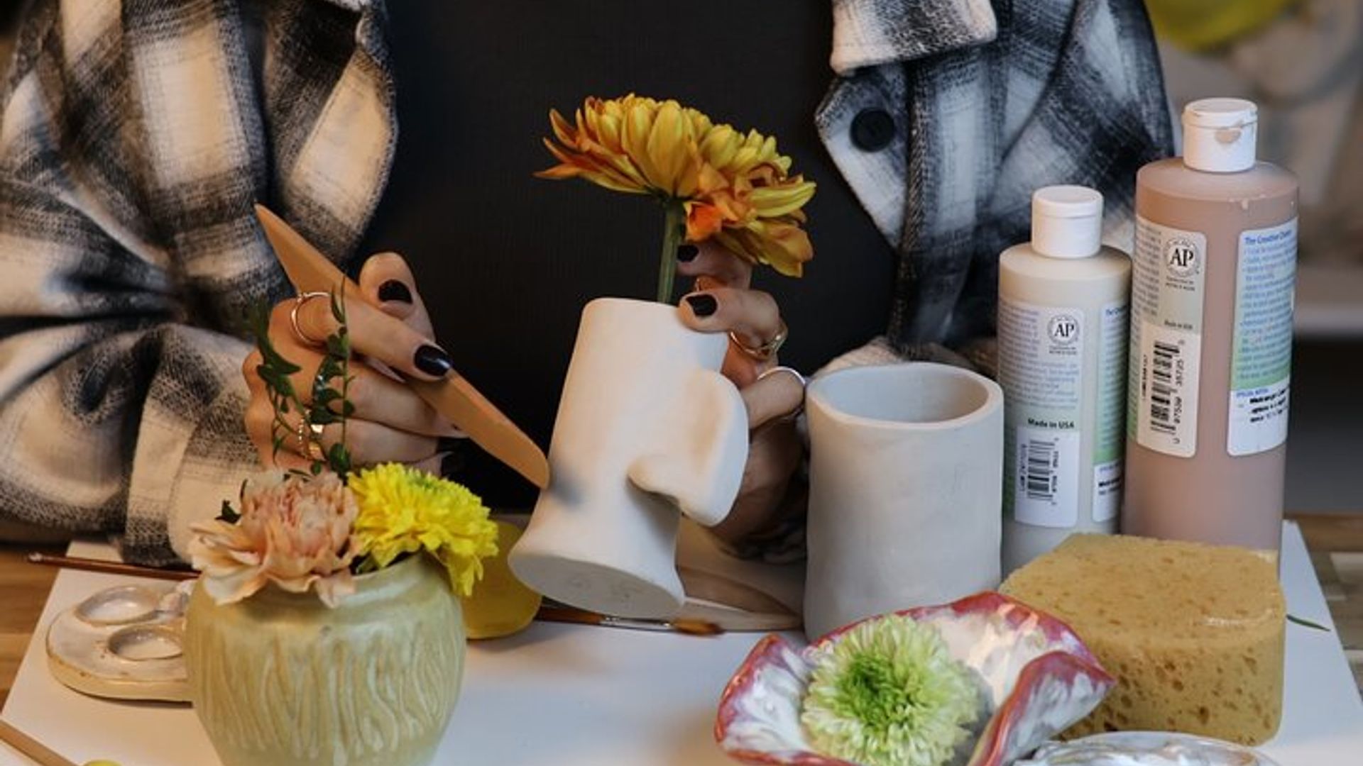 Barcelona Private Pottery Workshop and Wine Experience