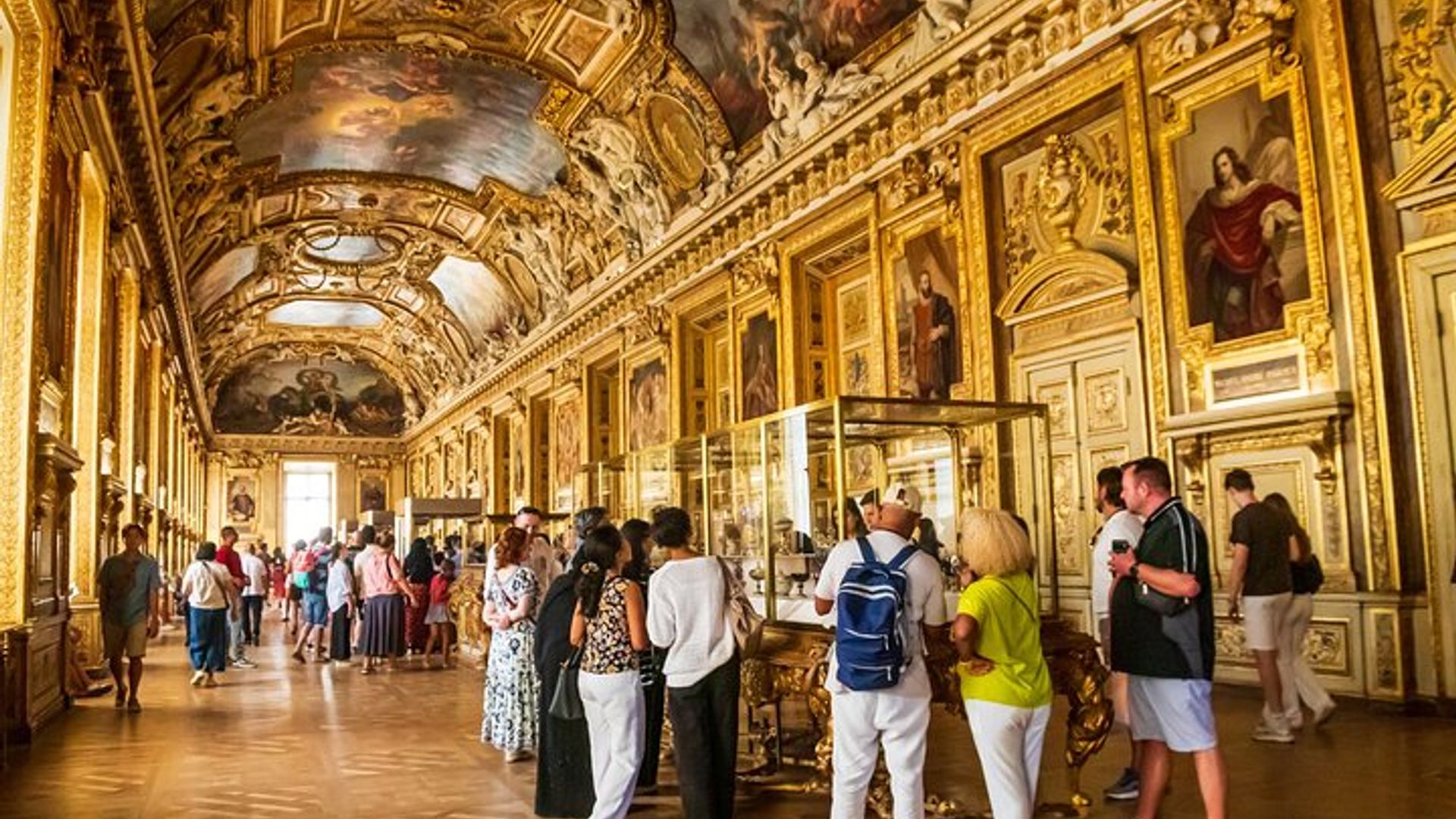 Paris Louvre Museum Skip-the-Line Highlights Guided Tour