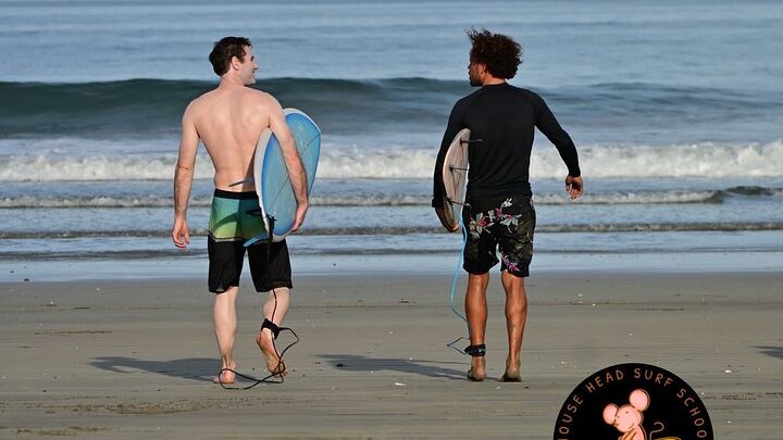 Best Surf Lessons in Tamarindo – MouseHead Surf School with Mao