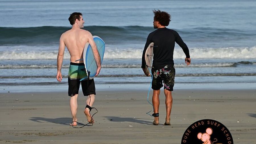 Best Surf Lessons in Tamarindo – MouseHead Surf School with Mao