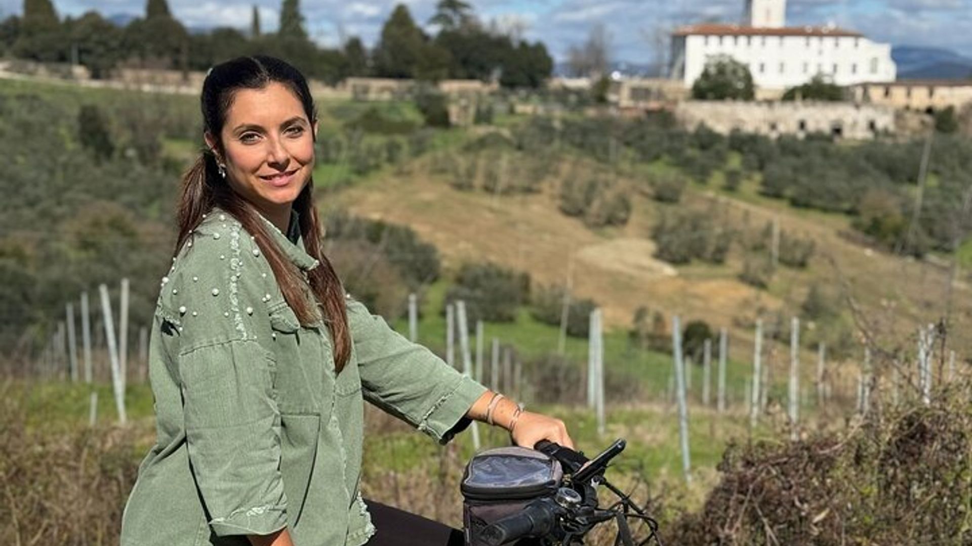 Florence Tuscan Farm Visit by E-Bike Including Dinner
