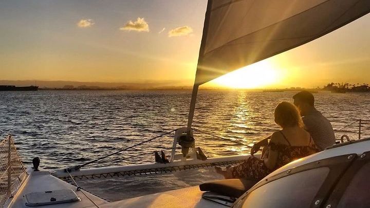 San Juan Catamaran Small-Group Sunset Sail with Drinks