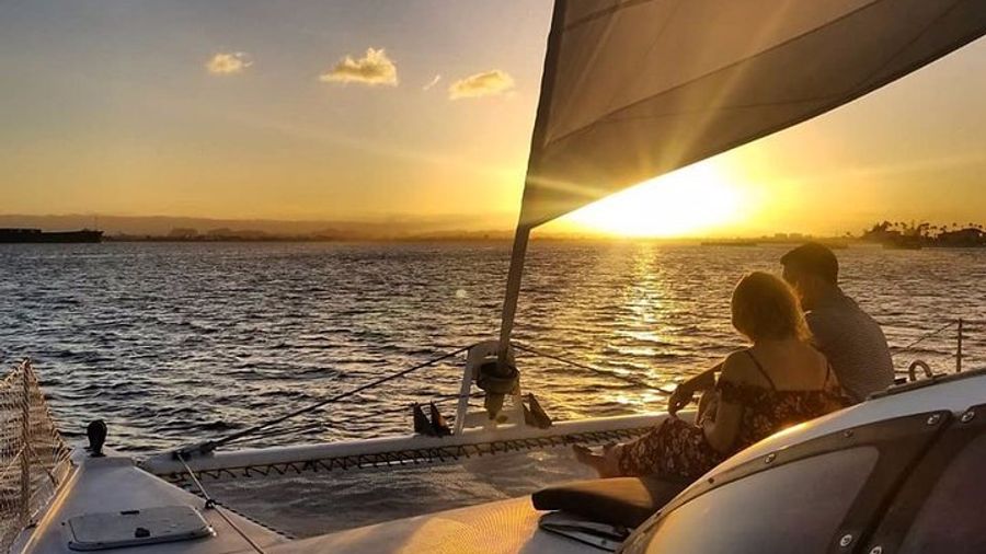 San Juan Catamaran Small-Group Sunset Sail with Drinks
