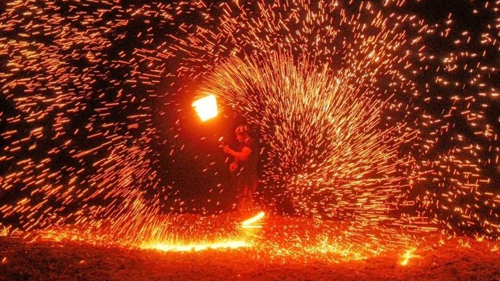 Agafay Desert Sunset Dinner, Live Music, Fire Show & Stargazing