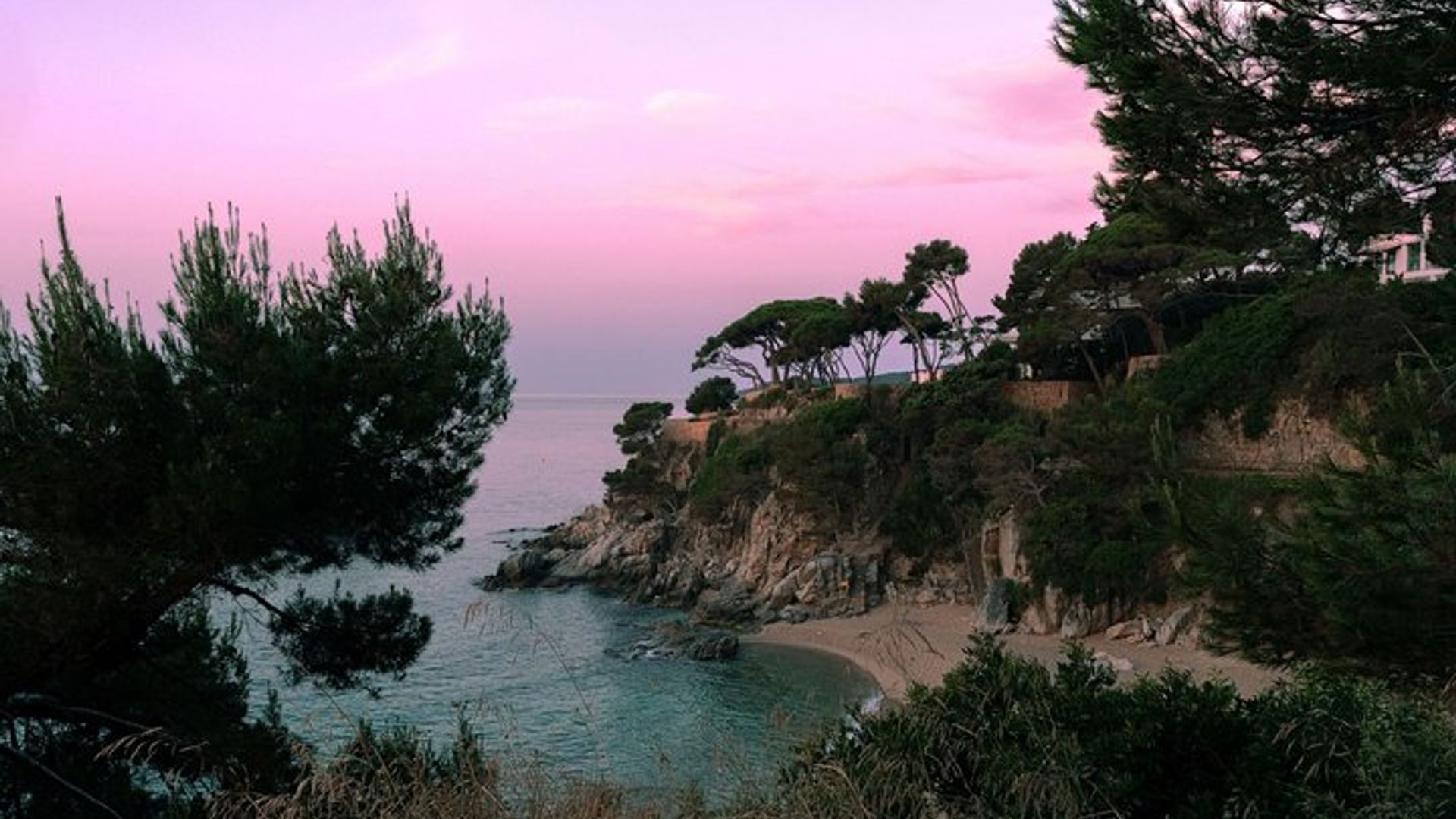 Barcelona : Girona y Costa Brava Excursión de un día para grupos pequeños