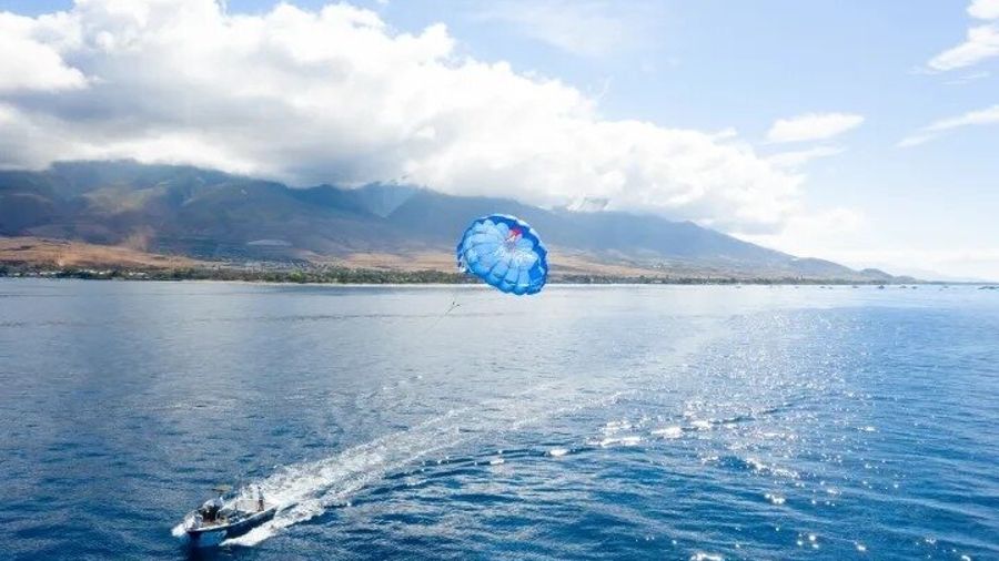 Maui Parasailing Experience from Ka'anapali