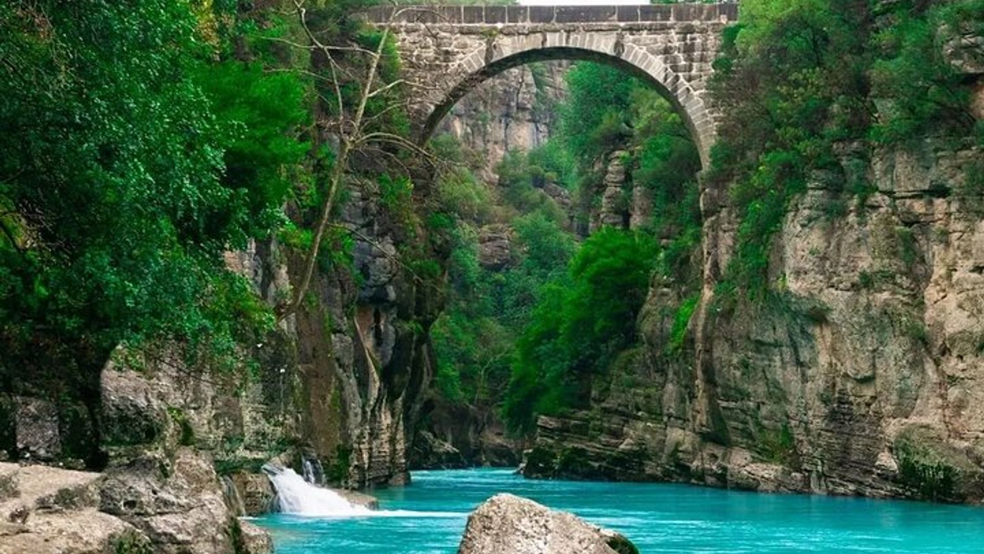 Tazı Canyon Cabrio Bus Safari