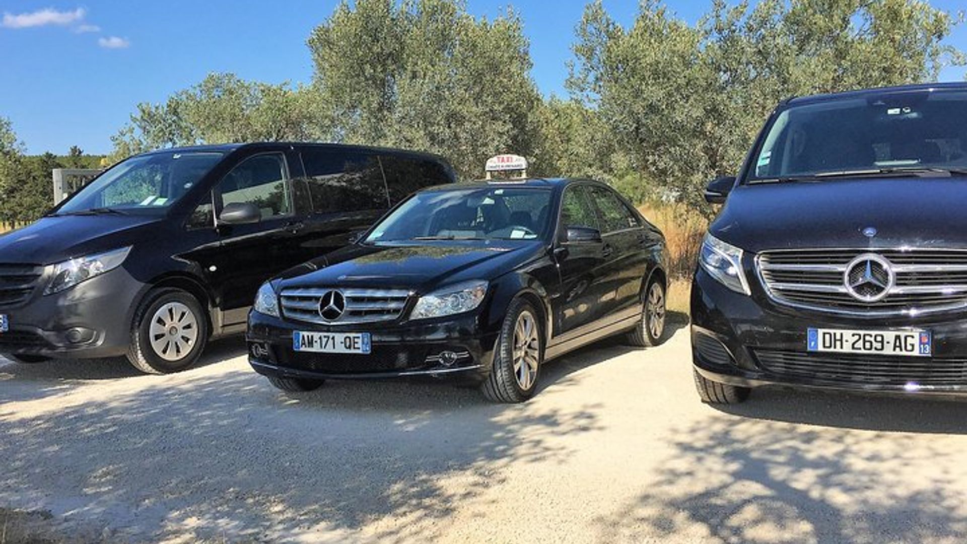 Marseille Airport Transfer to Uzes