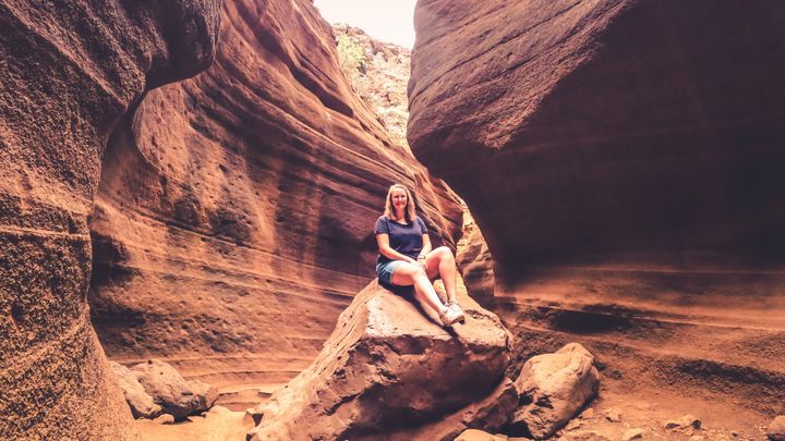 The Red Canyon Tour - Small Group Trip with Tasting ツ