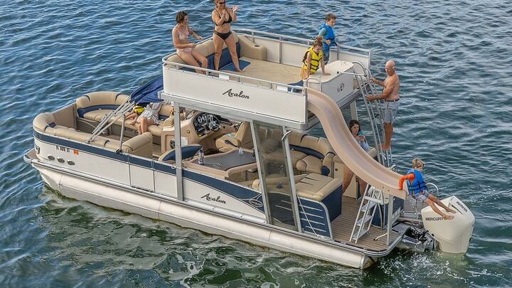 Clearwater Beach Private Half-Day Luxury Boat Charter