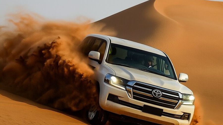 Dubai Red Dune Desert Safari and BBQ Dinner