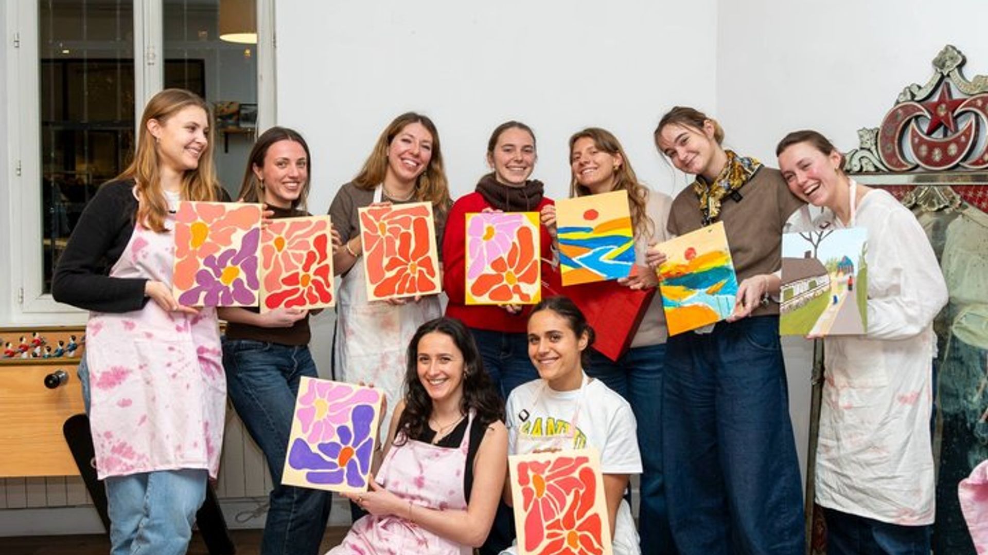 Painting&Wine Workshop - Creative Painting Experience in Paris