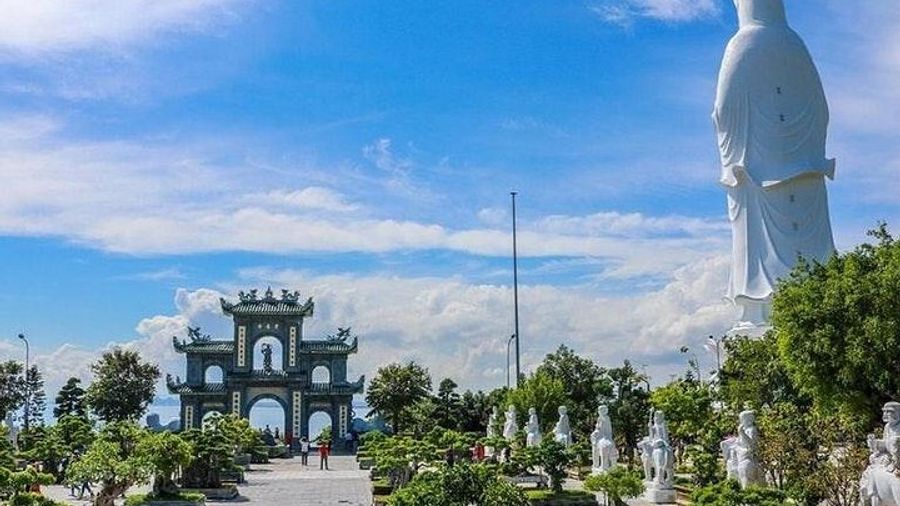 Hoi An: Marble Mountain, Am Phu Cave, and Monkey Mountain Group Tour
