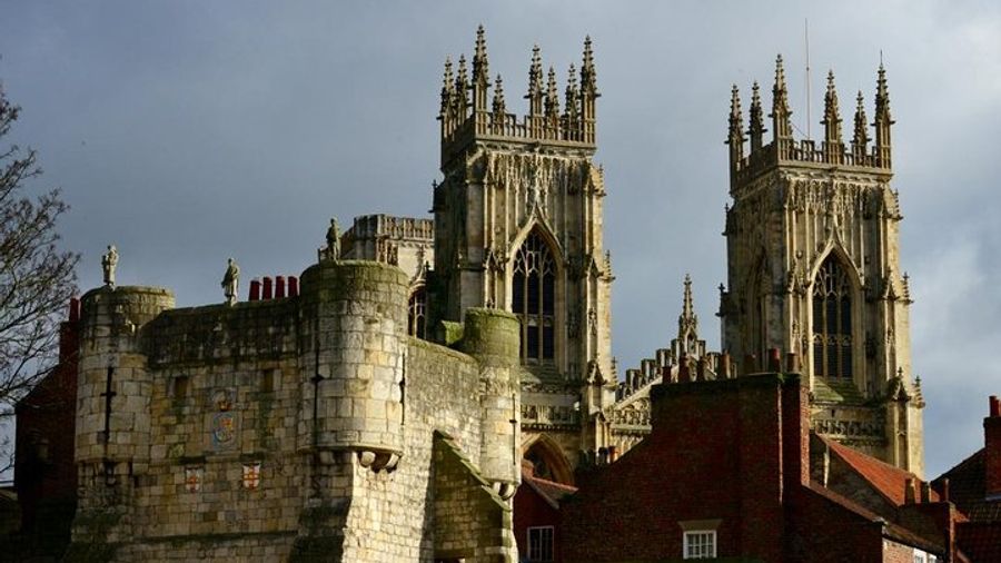 York Highlights Small-Group Walking Tour