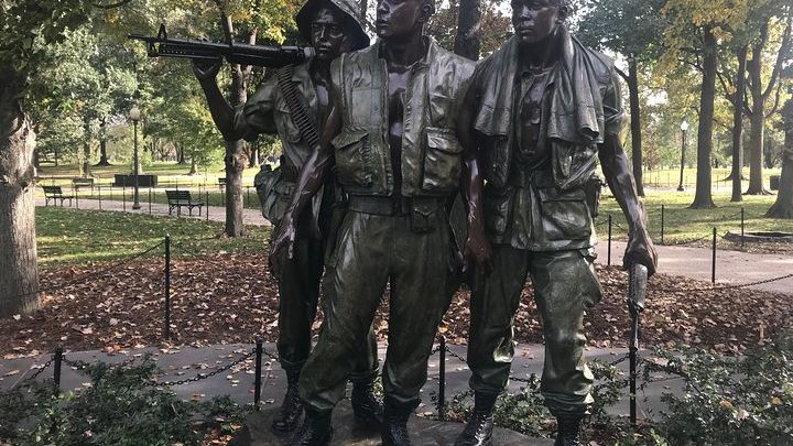 Private Customized Tour of Washington DC with US Veteran